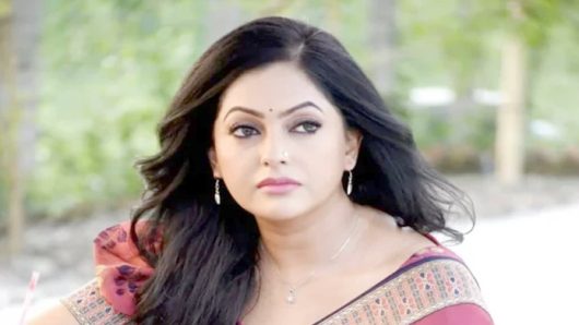 সিলেটে  চলচ্চিত্র অভিনেত্রী নিপুণ আ ট ক