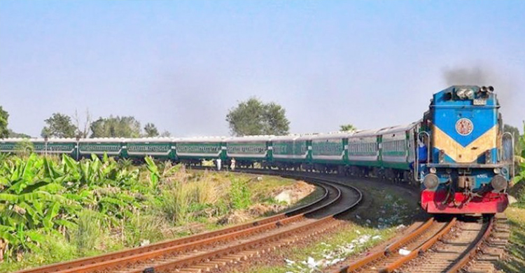 কর্মবিরতি প্র ত্যা হা র, সারাদেশে চলবে ট্রেন