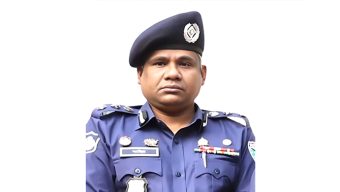সাদাপাথরে ফ্রিতে নৌকা না পেয়ে ভূমি অফিস সহকারীকে মা র ধ র এস*পির