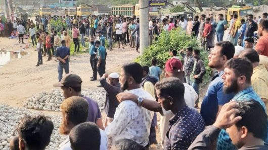 ধোপাগুলে ক্রাশার মিল উচ্ছেদ অভিযানে হামলা, আহত পুলিশ কনস্টেবল