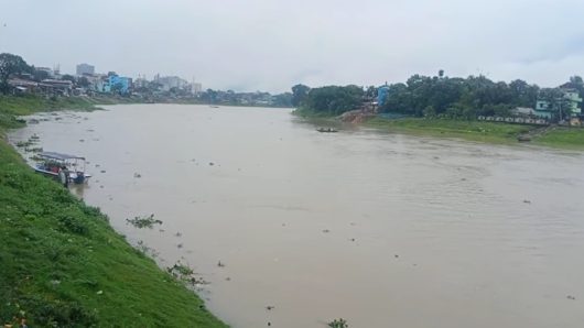 উজানের ঢল আর ভারী বর্ষণে সিলেটে বাড়ছে নদীর পানি, বন্যার শঙ্কা