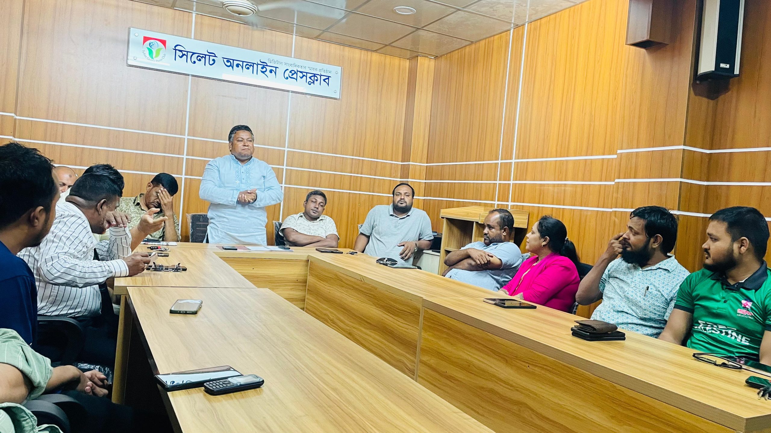 অনলাইন প্রেসক্লাবকে নিয়ে অপপ্রচার: সাংবাদিক সমাজের প্রতিবাদ
