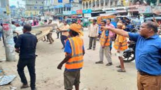 শ্রীমঙ্গল পৌরসভার উদ্যাগে অ বৈ ধ স্থাপনা উচ্ছেদ অ ভি যা ন