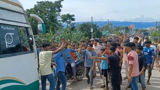 কোম্পানীগঞ্জে ভাঙচুরের মা ম লা য় গ্রে ফ তা র ২