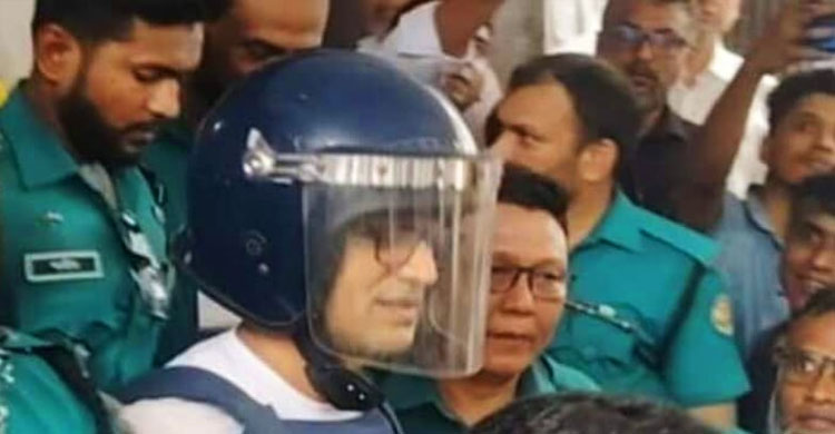 ইতিহাস আপনাদের ক্ষমা করবে না : ব্যারিস্টার সুমন