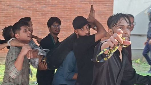 সচিবালয়ের সামনে পুলিশ-শিক্ষার্থী সংঘর্ষে আহত হয়ে ঢামেকে ৮০
