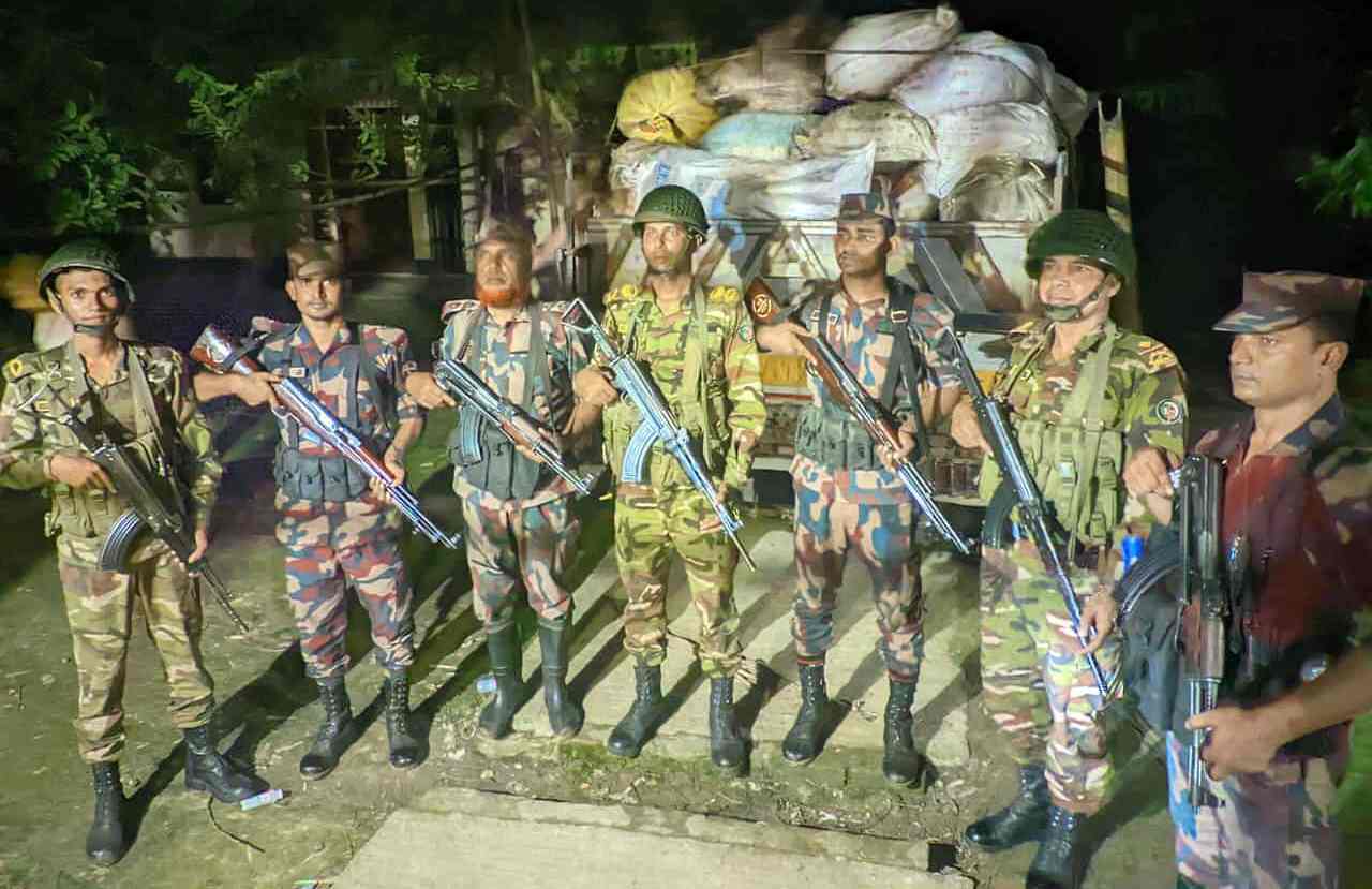 জৈন্তাপুরে ৬৮ লক্ষ টাকার ভা*রতীয় কফি জ*ব্দ