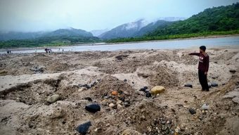 নজিরবিহীন লুটপাটে ক্ষত-বিক্ষত সাদাপাথর: প্রশাসনের জরুরি ৫ দফা সিদ্ধান্ত, জড়িতদের বিরুদ্ধে কঠোর ব্যবস্থা