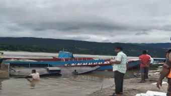জাফলং টাস্কফোর্সের অভি*যান: ৩ জনকে কা রা দ ণ্ড