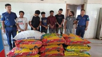 সিলেটে কুরিয়ার সার্ভিসের কাভার্ড ভ্যান ডা কা তি, গ্রে ফ তা র ৬