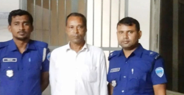 ২০ বছরের সাজা থেকে বাঁচতে ২৩ বছর পলাতক, অবশেষে ধরা