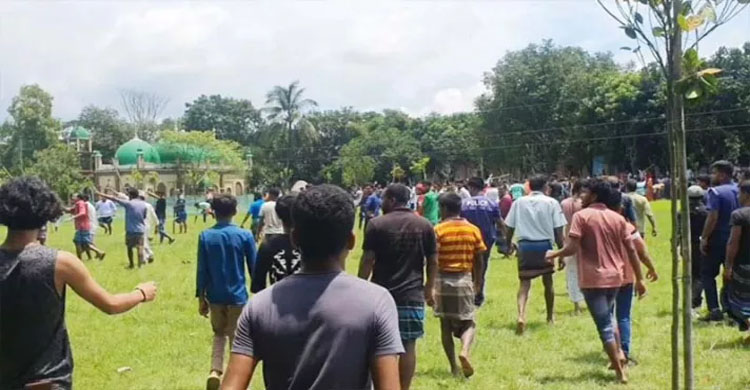 ব্রাহ্মণবাড়িয়ায় ফেসবুকে কমেন্টস করায় দুই পক্ষের সং ঘ র্ষে আ হ ত ২৫