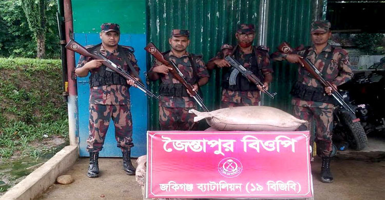 জৈন্তাপুর ও কানাইঘাটে ভা*রতীয় পণ্য জ*ব্দ