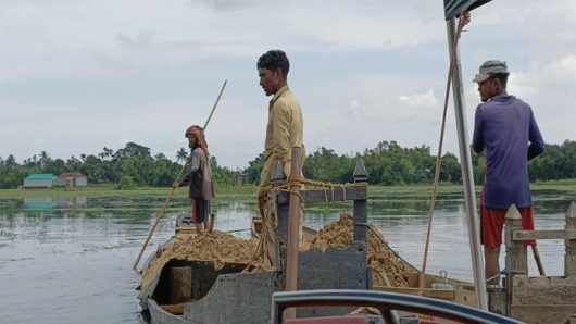 তাহিরপুরে বালু উত্তোলনের দায়ে ৪ জনের কারাদ*ণ্ড