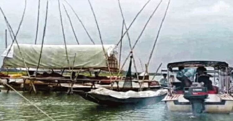 নদী পথ বন্ধ করে মৎস্য আ হ র ণ, তাহিরপুরে আ ট ক ৫