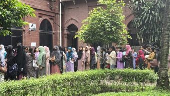 ডাকসুতে সুষ্ঠুভাবে ভোটগ্রহণ চলছে: স্বরাষ্ট্র উপদেষ্টা