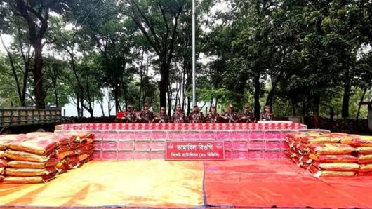 সিলেটে বি জি বি র অ ভি যা নে ৩ কোটি ২৬ লাখ টাকার মালামাল জ ব্দ