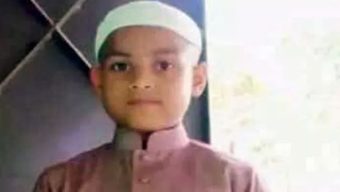 সিলেটে শিক্ষার্থীকে চেয়ারের নিচে মাথা ঢুকিয়ে নির্যাতন