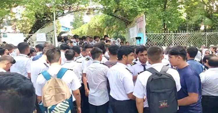 স্কলার্সহোমের শিক্ষার্থীদের ১১ দফা দাবি মেনে নিল কর্তৃপক্ষ