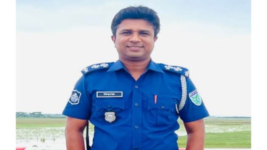 বদলির আদেশ অমান্য করে কোম্পানীগঞ্জেই থেকে যাচ্ছেন এসআই নিয়াজ