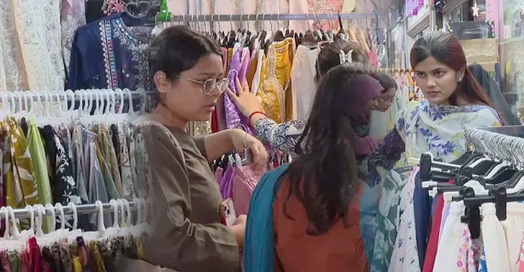 জমে উঠেছে ঈদের বাজার, মার্কেটে কেনাকাটায় বাড়ছে ভিড়