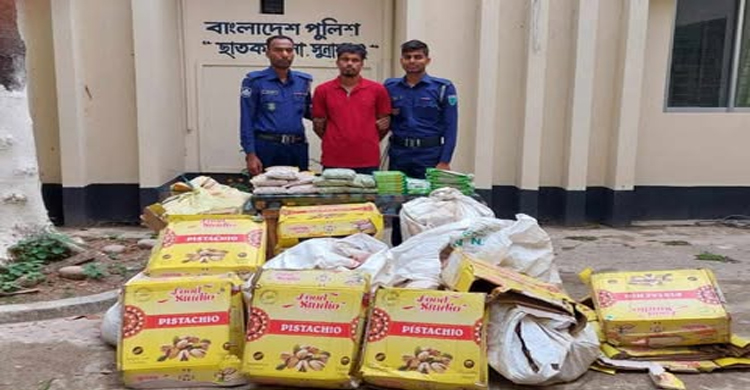 ছাতকে পুলিশের অ ভি যা নে দুই চোরাকারবারী আ ট ক