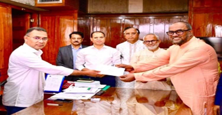 সিসিকের পরিচ্ছন্নতা কর্মীদের প্রধানমন্ত্রীর বিশেষ অনুদান