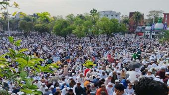 সিলেটে তিন হাজারের বেশি ঈদের জামাত, মোনাজাতে শান্তি ও সমৃদ্ধির প্রার্থনা