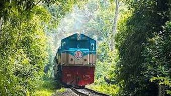 ১৮ ঘণ্টা পর স্বাভাবিক সিলেটের রেল যোগাযোগ