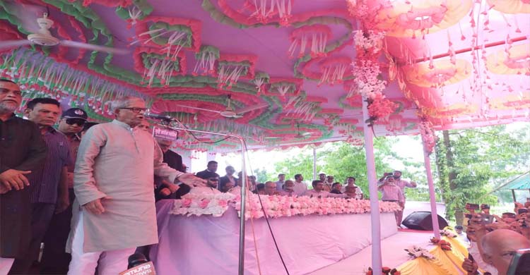 মুক্তিযুদ্ধে শহীদদের প্রাপ্য সম্মান দেয়নি ফ্যাসিস্ট সরকার: মির্জা ফখরুল ইসলাম আলমগীর