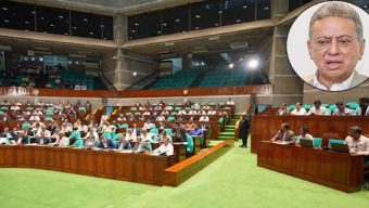 ১৬ বছরের দুর্নীতি-লুটপাটে অর্থনীতি ধ্বংসের দ্বারপ্রান্তে