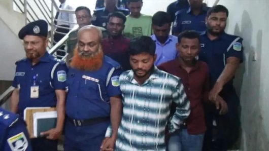 স্কুলছাত্রীকে দলবদ্ধ ধর্ষণের দায়ে ৩ জনের মৃ ত্যু দ ণ্ড