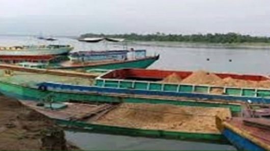 যাদুকাটা নদীতে ম্যাজিস্ট্রেটের উপর হা*মলা