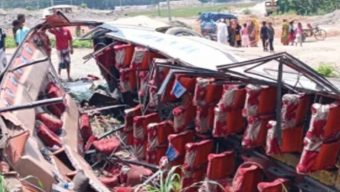 কালিহাতীতে বাস নিয়ন্ত্রণ হারিয়ে খাদে, হাসপাতালে ১৭ যাত্রী