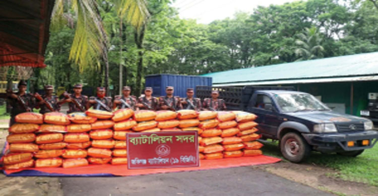 সিলেটে ৪৩ লাখ টাকার চো’রাই পণ্য জ’ব্দ