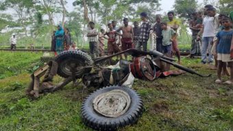 শ্রীমঙ্গলে গেটম্যান না থাকায় ট্রেনের ধাক্কায় ট্রাক্টর চালক আ হ ত