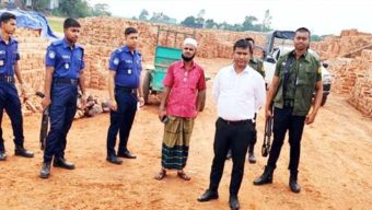 হ‌বিগ‌ঞ্জে দুই ইটভাটাকে ৬ লাখ টাকা জরিমানা