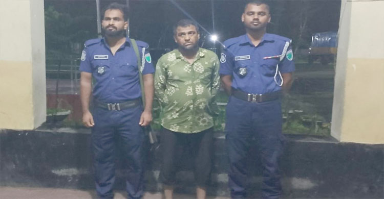 সিলেটে অ বৈ ধ ভা বে বালু তোলার দায়ে একজন আ ট ক