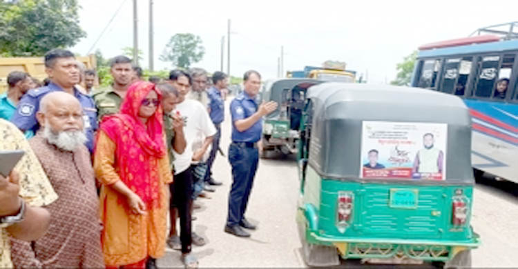 জৈন্তাপুরে ট্রাক জ’ব্দকে কেন্দ্র করে সড়ক অ’বরোধ