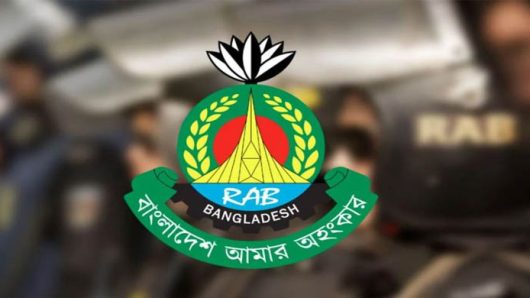 লালাখাল রাস্তার মোড়ে র‌্যাবের হানা, যা পাওয়া গেল