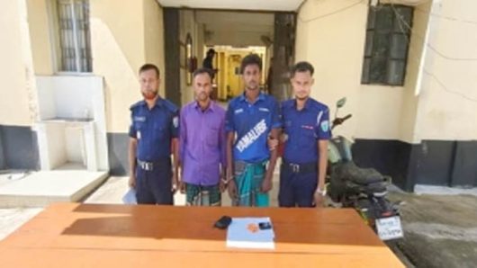 গোয়াইনঘাটে ই য়া বা সহ দুই মা দ ক কারবারি গ্রে ফ তা র