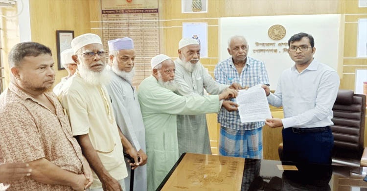 গোলাপগঞ্জে মা দ ক বিক্রি বন্ধের দাবিতে ইউএনও’র কাছে স্মারকলিপি
