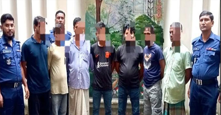 কুলাউড়ায় অনললাইে জুয়াড়ীসহ ৭ জন গ্রে প্তা র