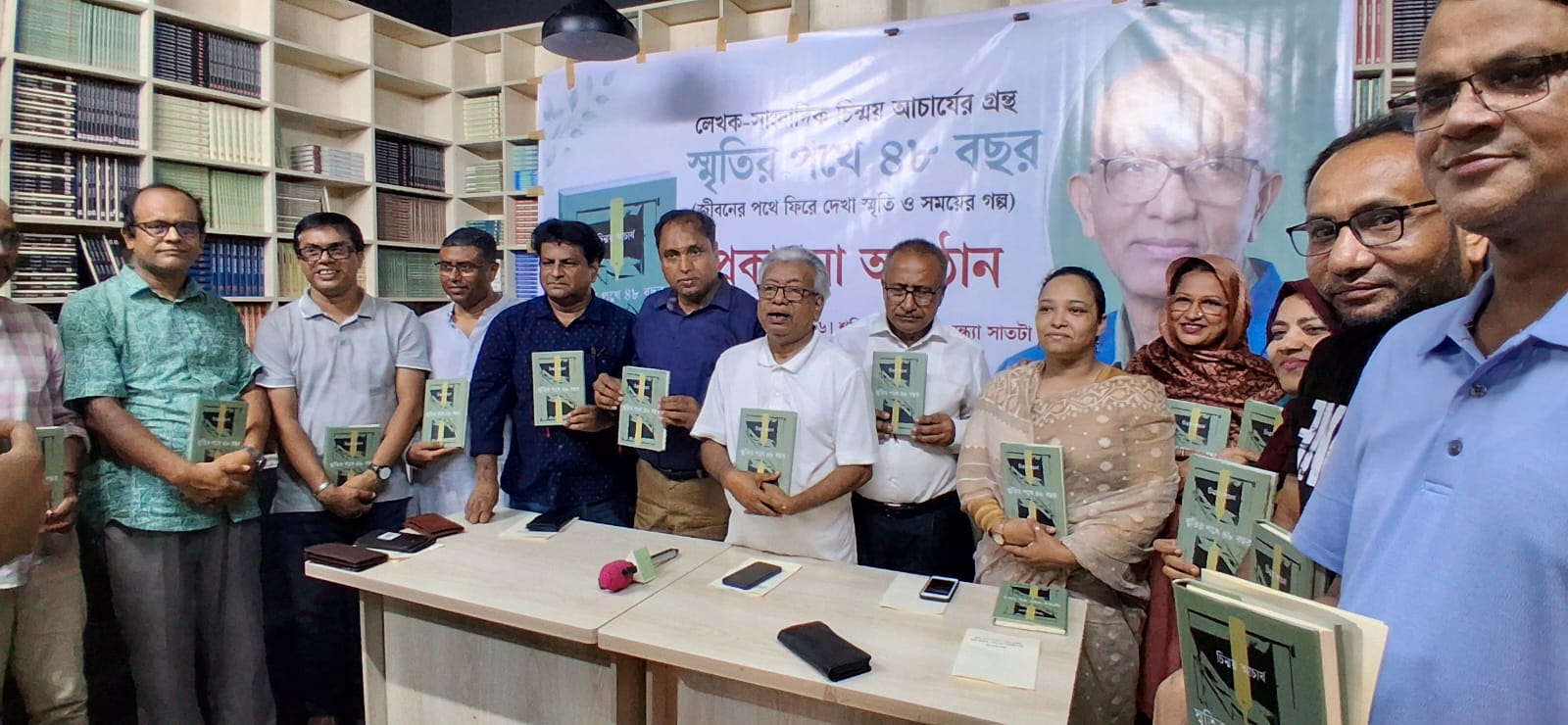 মানুষের পাশে থাকাই একজন প্রকৃত সাংবাদিকের দায়িত্ব : ভিসি অধ্যাপক ড. মোহাম্মদ জহিরুল হক