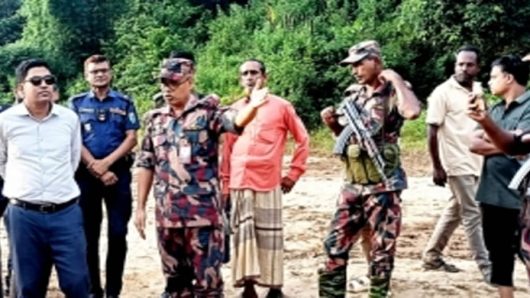 সারি-৩ নদীতে অ*বৈধ বালু উত্তোলনের প্রমাণ নেই, জানাল প্রশাসন