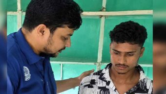 আইফোনের লোভে বন্ধুকে গলা কেটে হত্যার অভিযোগ