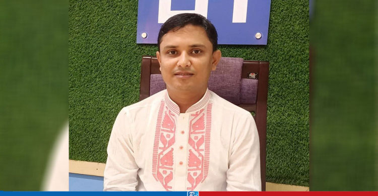 ব্যাংক থেকে বাঁধ মেরামতের টাকা তুলে নিলেন ইউএনও অফিসের কর্মচারী