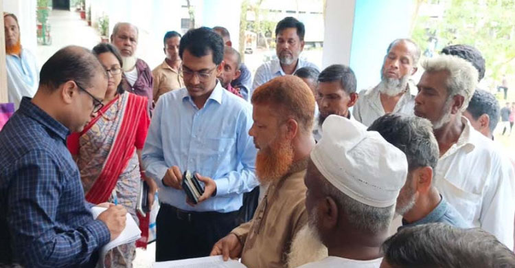 সিলেট সদরের দর্শায় কৃষি জমি রক্ষার দাবিতে জেলা প্রশাসকের কাছে স্মারকলিপি