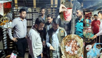 সিলেটে খাদ্যে ভেজাল, দুই কারখানা সিলগালা